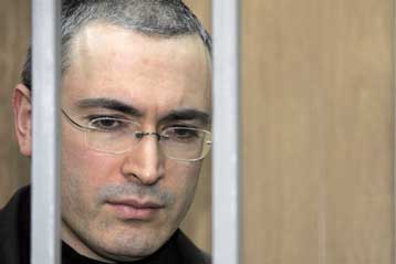 Μία θέση στη Δούμα διεκδικεί τώρα ο Χοντορκόφσκι!