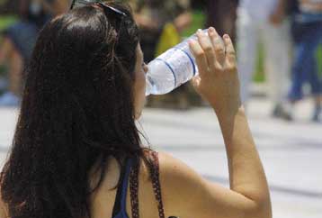 Αλλαγές στην αγορανομική διάταξη για τις ανώτατες τιμές προϊόντων σε καντίνες