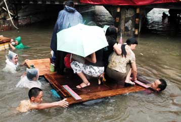 Τουλάχιστον 14 νεκροί σε Κίνα και Ταϊβάν από το καταστροφικό πέρασμα τυφώνα