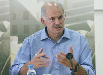 Πόλεμο κατά των συμφερόντων εντός και εκτός ΠΑΣΟΚ κηρύσσει ο Γ.Παπανδρέου