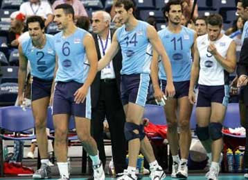 Η εθνική βόλεϊ ανδρών ηττήθηκε με 3-1 σετ από την Ισπανία