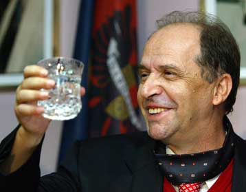 Από την οικία του θα ασκεί τα προεδρικά καθήκοντα ο Ρουγκόβα λόγω ασθένειας