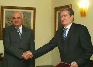 Πάταξη της διαφθοράς και διαφάνεια στις προτεραιότητες της πολιτικής Μπερίσα