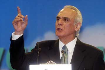 Αδιέξοδη η πολιτική της κυβέρνησης, σύμφωνα με τον Ακη Τσοχατζόπουλο