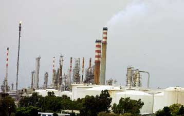 Αναθερμαίνεται το ενδιαφέρον Βαρδινογιάννη για το ποσοστό της Aramco στη Motor Oil