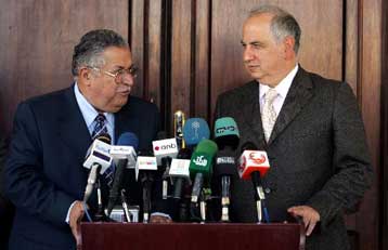 Στο …πιεστήριο το ιρακινό Σύνταγμα δίχως συναίνεση της σουνιτικής μειονότητας