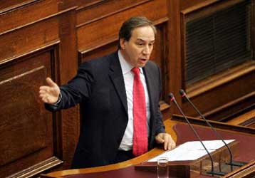 Αντιπαράθεση Αλογοσκούφη – Καστανίδη στη Βουλή για την οικονομία και τις ΣΔΙΤ