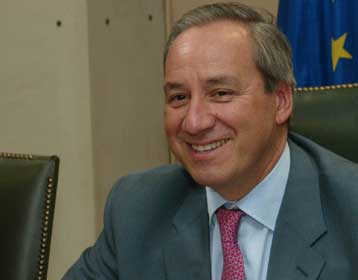 Συμφωνία Αλογοσκούφη – ΣΜΕΧΑ για τη σύνταξη νέου κώδικα δεοντολογίας των ΕΠΕΥ