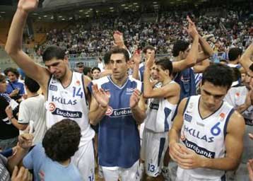 Παπαμακάριος και Βασιλειάδης δεν θα αγωνισθούν με την εθνική στο Ευρωμπάσκετ 2005