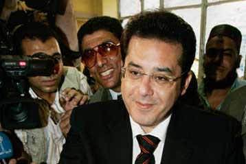 Επανάληψη των εκλογών στην Αίγυπτο ζητά προεδρικός υποψήφιος