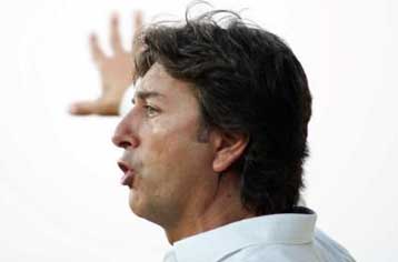 Εννέα παίκτες αξίζουν στον ΟΦΗ, λέει ο Βλάχος-Όσοι δεν βελτιωθούν, θα φύγουν