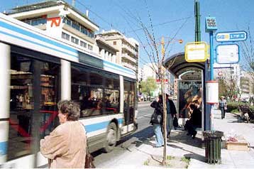 Κυλιόμενες στάσεις εργασίας στα μπλε λεωφορεία από την Τρίτη