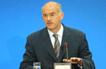 Η κυβέρνηση δεν αναλαμβάνει καμία συγκεκριμένη δέσμευση, σχολιάζει το ΠΑΣΟΚ