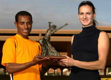 Κενενίσα Μπεκέλε και Γελένα Ινσιμπάγεβα κορυφαίοι της χρονιάς στον στίβο για το 2005