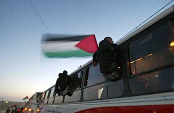 Τέλος στη στρατιωτική κατοχή της Γάζας από τους Ισραηλινούς μετά από 38 χρόνια