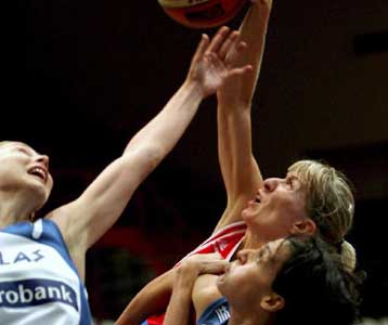 Την 10η θέση κατέλαβε η εθνική γυναικών στο Ευρωμπάσκετ