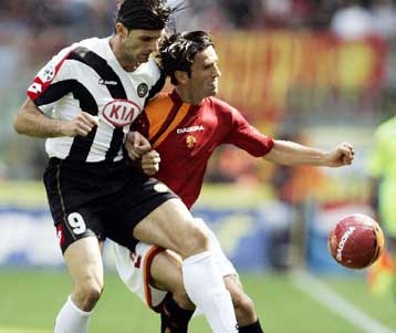 Η Oυντινέζε πέρασε από τη Ρώμη και περιμένει τον Παναθηναϊκό