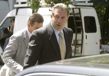 Τη διασύνδεση του τουρισμού με το εξωτερικό εμπόριο προωθούν Αβραμόπουλος – ΣΕΒΕ