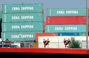 Την Τετάρτη «απελευθερώνονται» τα κινεζικά προϊόντα στα ευρωπαϊκά λιμάνια