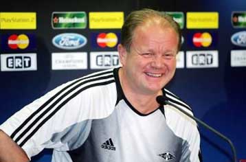 Ο εφετινός Ολυμπιακός καλύτερος του περυσινού Παναθηναϊκού, πιστεύει ο Χέγκμο