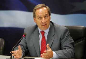 «Κώδικα» μεταρρυθμίσεων για ΔΕΚΟ και Ασφαλιστικό παρουσιάζει η κυβέρνηση