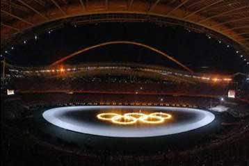 Συγχαρητήρια στους Ελευθερία Ντεκώ και Θεόδωρο Τσεβά για τη βράβευση με ΕΜΜΥ