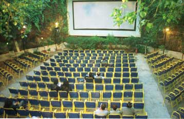 Επαναλειτουργεί ένας από τους παλαιότερους θερινούς κινηματογράφους της Αθήνας