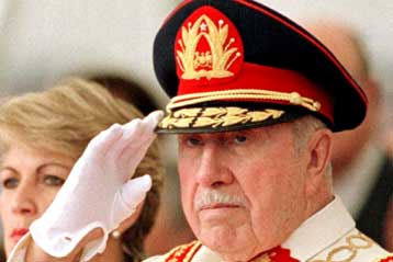 Πράσινο φως για την άρση της ασυλίας του Πινοτσέτ από το Ανώτατο Δικαστήριο της Χιλής