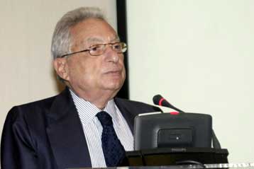 Συνάντηση Μολυβιάτη – Νίμιτς εντός των επομένων ημερών για την ονομασία της ΠΓΔΜ