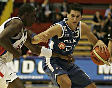 Εύκολα και απλά η εθνική μπάσκετ πέρασε το γαλλικό εμπόδιο στην πρεμιέρα του Ευρωμπάσκετ