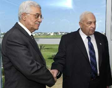 Με τον Αμπάς συναντάται ο Σαρόν στις 2 Οκτωβρίου, ζητά εκλογικό «φίμωτρο» της Χαμάς