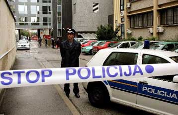 Αναταραχή στο Ζάγκρεμπ έπειτα από έκρηξη στην πρεσβεία της Βρετανίας