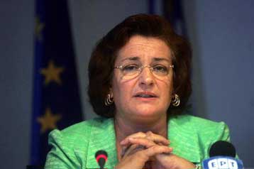 «Μπόνους» 50 εκατ. ευρώ για τις ανάγκες του υπουργείου Παιδείας