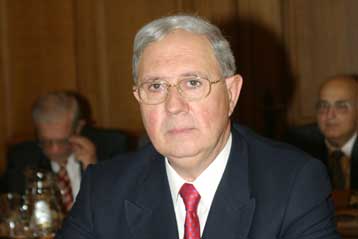 Προβληματισμός για την ταχύτατη αύξηση της πιστωτικής επέκτασης