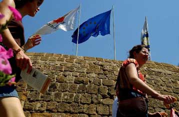 Η αντιδήλωση της ΕΕ στη μονομερή δήλωση της Τουρκίας περί μη αναγνώρισης της Κύπρου