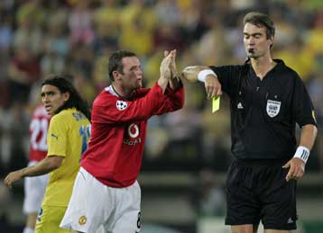 Δύο αγωνιστικές στον Ρούνι, χάνει τα ματς της Μάντσεστερ με Μπενφίκα και Λιλ