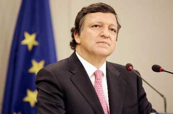 Στο «ψυγείο» έως και για τρία χρόνια το Ευρωσύνταγμα, παραδέχεται η Κομισιόν