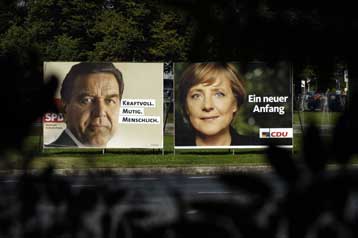 Με τον Σρέντερ πιο διαλλακτικό, άρχισαν οι επαφές των κομμάτων για νέα κυβέρνηση