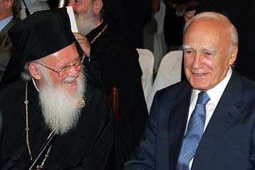 Να σεβαστεί θρησκευτικές και μειονοτικές ελευθερίες καλεί την Τουρκία ο Κ.Παπούλιας