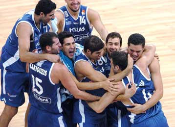 Καινούργια ημέρα για το ελληνικό μπάσκετ-Τον κόσμο δίπλα τους θέλουν οι διεθνείς