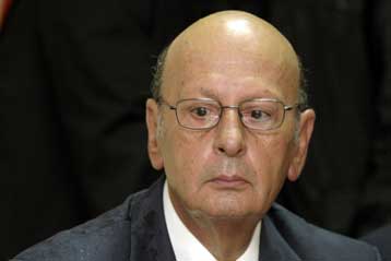 Έντοκες οι καταθέσεις Ταμείων και ΔΕΚΟ μετά το 1990, λέει ο εισαγγελέας του Αρείου Πάγου