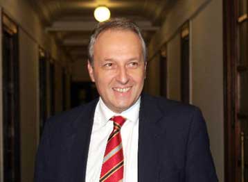 Ιδιαίτερα ικανοποιητική η απορρόφηση κοινοτικών κονδυλίων, τονίζει ο Ευ.Μπασιάκος