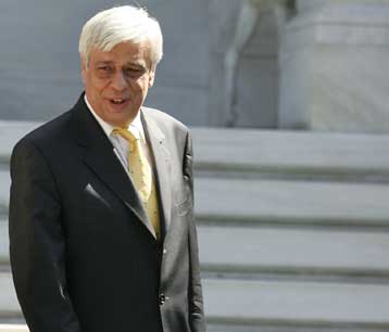 Ειλημμένη η απόφαση για εκλογή δημάρχου από την πρώτη Κυριακή, λέει ο Πρ.Παυλόπουλος