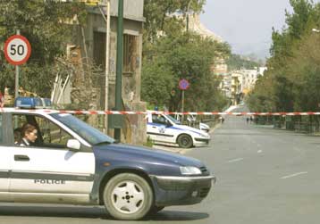 Έκρηξη αυτοσχέδιου μηχανισμού σε οικία δύο επιχειρηματιών στην Κηφισιά