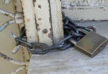 Προκαταρκτική εξέταση για τις επιδοτήσεις επιχειρήσεων που έβαλαν «λουκέτο»