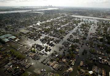 Ερωτήματα για την ανάθεση συμβολαίων στις πληγείσες από την Κατρίνα περιοχές των ΗΠΑ