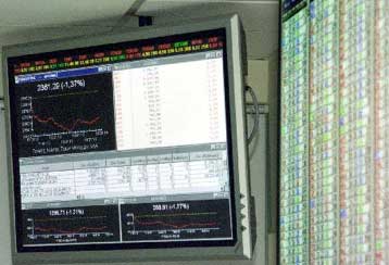 Με κέρδη 1,47% λίγο κάτω από τις 3.300 μονάδες έκλεισε το Χρηματιστήριο τη Δευτέρα