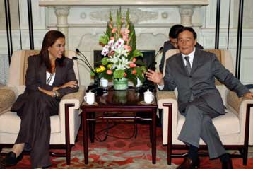 Η αξιοποίηση των Ολυμπιακών εγκαταστάσεων το στοίχημα της Αθήνας, λέει η κ. Μπακογιάννη