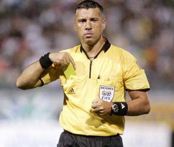 Ο Τσικίνης στο ντέρμπι του ΟΑΚΑ, ΑΕΚ-Ολυμπιακός