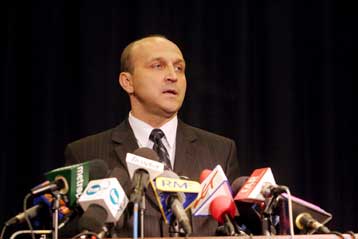 Έναν 46χρονο οικονομολόγο πρότεινε για πρωθυπουργό ο νικητής των πολωνικών εκλογών